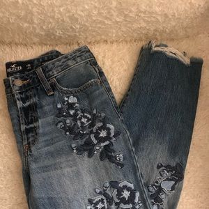 Hollister Vintage Embroidered Jeans